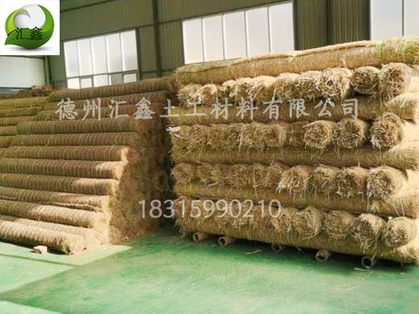 广东佛山今日订购18000平一体化草毯已经生产完毕